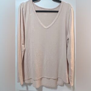 American Eagle Outfitters Long Sleeve Shirt Pink.
